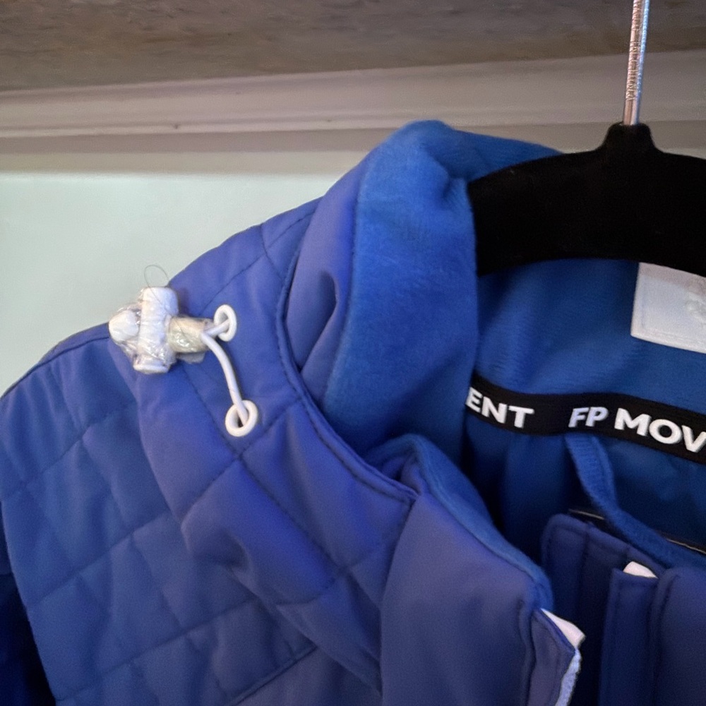 Free People FP Movement All Prepped Short Ski Jacket Sz L NWOT - Picture 2 of 4